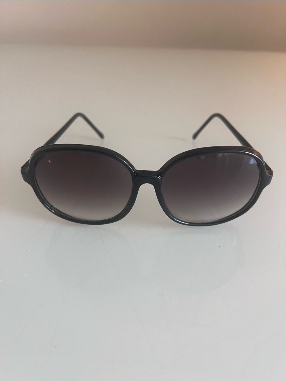 BOUTIQUE Oversized Round Sunglasses Gradient Lens Chic Luxe - Picture 8 of 10